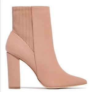 🆕 Rose ankle booties. Still in original bag